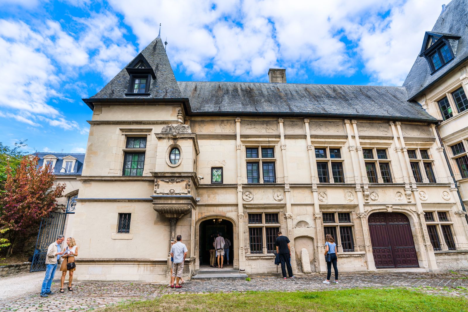 Musée Hôtel Le Vergeur - Maison Hugues Krafft